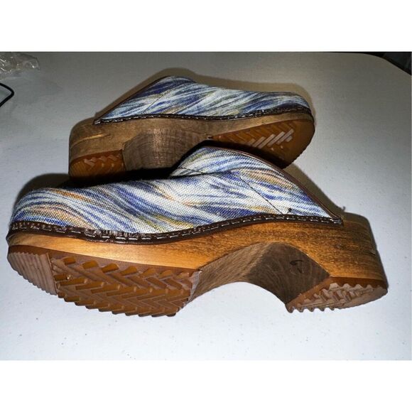 Sanita Women’s Blue Watercolor Fabric Style Clogs Size EU 39 US Women's 7.5-8 - Picture 5 of 7